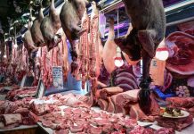 Είδος πολυτελείας το κρέας: Στα 20 ευρώ το μοσχάρι – «Τσουχτερές» τιμές ενόψει Χριστουγέννων