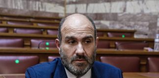 «Γαλάζιος» πονοκέφαλος για τα ΕΛΤΑ:Μαρκόπουλος, Παππάς και Ιατρίδης βάλλουν κατά της απόφασης κλεισίματος των καταστημάτων