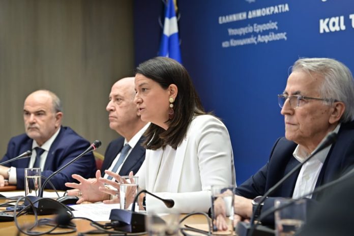 Συλλογικές συμβάσεις εργασίας: Τι κρύβει η νέα συμφωνία – Τα θολά σημεία