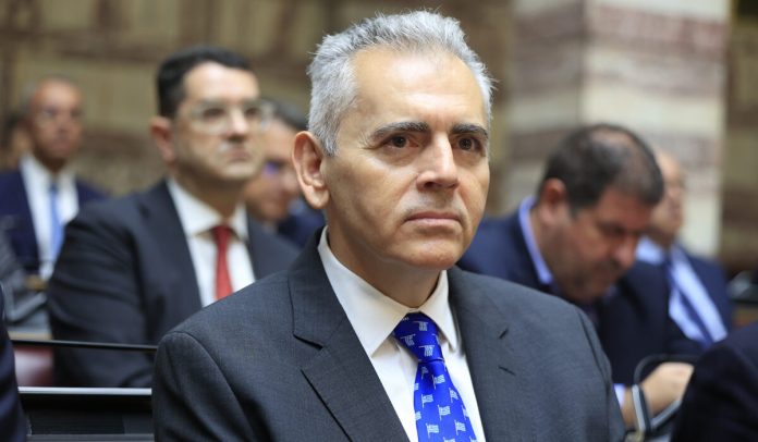 Αντί για το Μαξίμου, στέλνουν «γράμμα» στον Μάξιμο