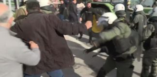 Αγρότες: Νέο βίντεο ωμής αστυνομικής βίας – ΜΑΤατζής χτυπά με μένος με γκλοπ απροστάτευτο αγρότη που διαμαρτύρεται
