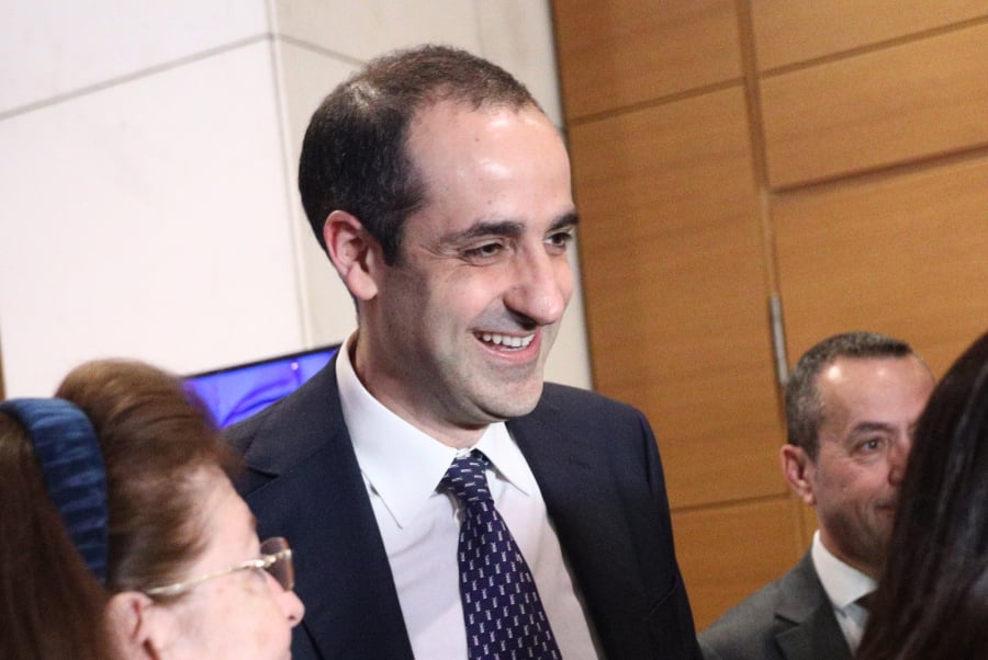 a01a320e3d4ff0021c4d9522ad084177_L