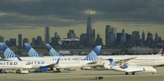 Αεροσκάφη της United Airlines συγκρούστηκαν στον διάδρομο προσγείωσης στο αεροδρόμιο LaGuardia της Νέας Υόρκης – (VIDEO)