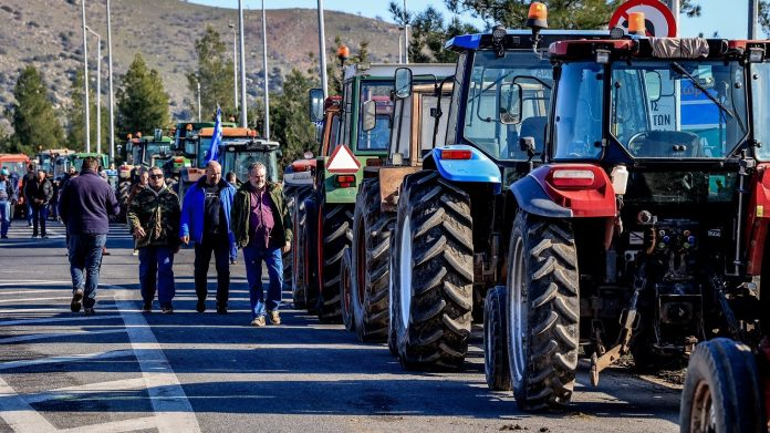 Αγρότες και κτηνοτρόφοι ετοιμάζονται για κινητοποιήσεις – Σήμερα η πανελλαδική σύσκεψη στη Νίκαια Λάρισας