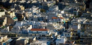 «Η κυβέρνηση κάνει περιορισμένη επιδοματική πολιτική» – Τι λέει η αντιπολίτευση για το επίδομα ενοικίου