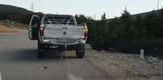 Φρίκη στη Βοιωτία: Έδεσε σκύλο και τον έσερνε με το αγροτικό