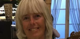 Άγριο έγκλημα στη Βρετανία: 68χρονος έσφαξε την πρώην σύζυγό του με 19 μαχαιριές πάνω από τον τάφο του αυτόχειρα γιου τους