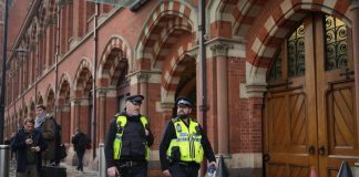 Βρετανία: Έκθεση διαπιστώνει «συστημικό ρατσισμό» στην αστυνομία του Λονδίνου