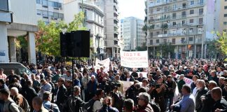 Βουλευτές σε Μαξίμου με αφορμή την φυγάδευση Μητσοτάκη: Δείτε τι θα πάθουμε!