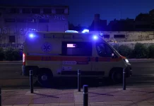 Τραγωδία στην Χαλκίδα: Άνδρας εντοπίστηκε νεκρός σε πιλοτή πολυκατοικίας (VIDEO)