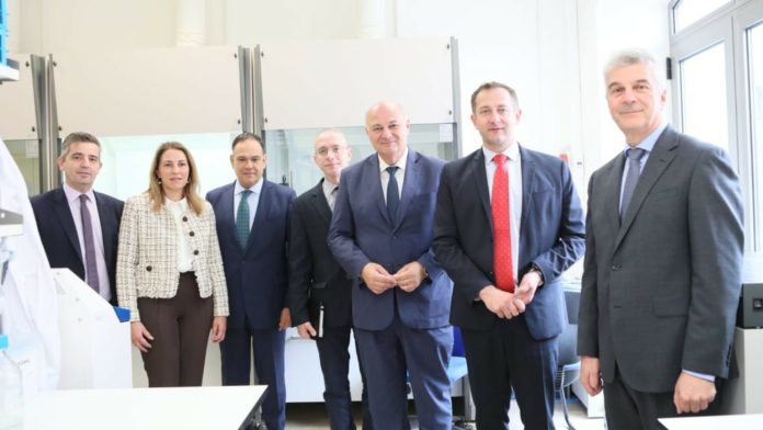 ΟΠΕΚΕΠΕ: Στην Αθήνα ο «κομισάριος» Γεωργίας, η κυβέρνηση «ψάχνεται» με Βρυξέλλες και αγρότες