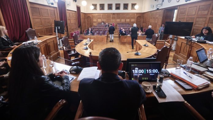 Εξεταστική ΟΠΕΚΕΠΕ: «Κόλαση» για τα… κουμπαριλίκια – Καβγάς Λαζαρίδη με Λιακούλη και Ζωής με Συρεγγέλα