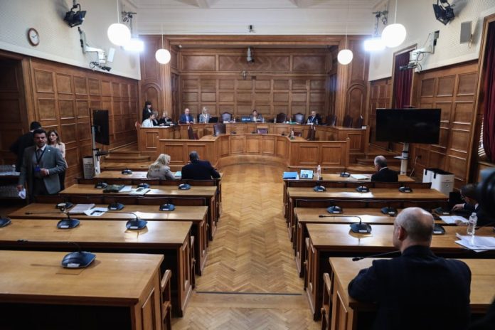 Ο πονοκέφαλος για τον… «Φραπέ»