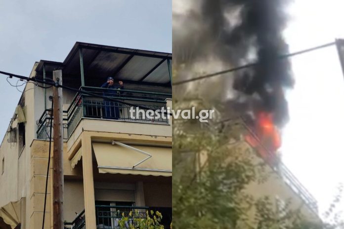 Θεσσαλονίκη: Στάχτη έγινε το διαμέρισμα στην Πυλαία – Οι πυροσβέστες απεγκλώβισαν μία ηλικιωμένη, βίντεο από τη στιγμή της μεγάλης φωτιάς
