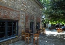 «Σκοτώνουν» τα καφενεία και τα παντοπωλεία στα μικρά χωριά: Σάλος με το νέο ΦΕΚ για σεμινάρια υγιεινής και υποχρεωτικό POS