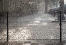 Άνοιξαν οι ουρανοί στη Μάνη – Πλημμύρησαν χωριά από ισχυρό μπουρίνι – Απεγκλωβισμοί οδηγών από την Πυροσβεστική-(VIDEO-ΦΩΤΟ)
