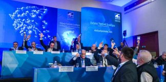 Απίστευτες σκηνές στο συνέδριο της ΚΕΔΕ: Η ΝΔ δεν ήθελε ονομαστική ψηφοφορία και παραλίγο να πέσει… ξύλο (Video)