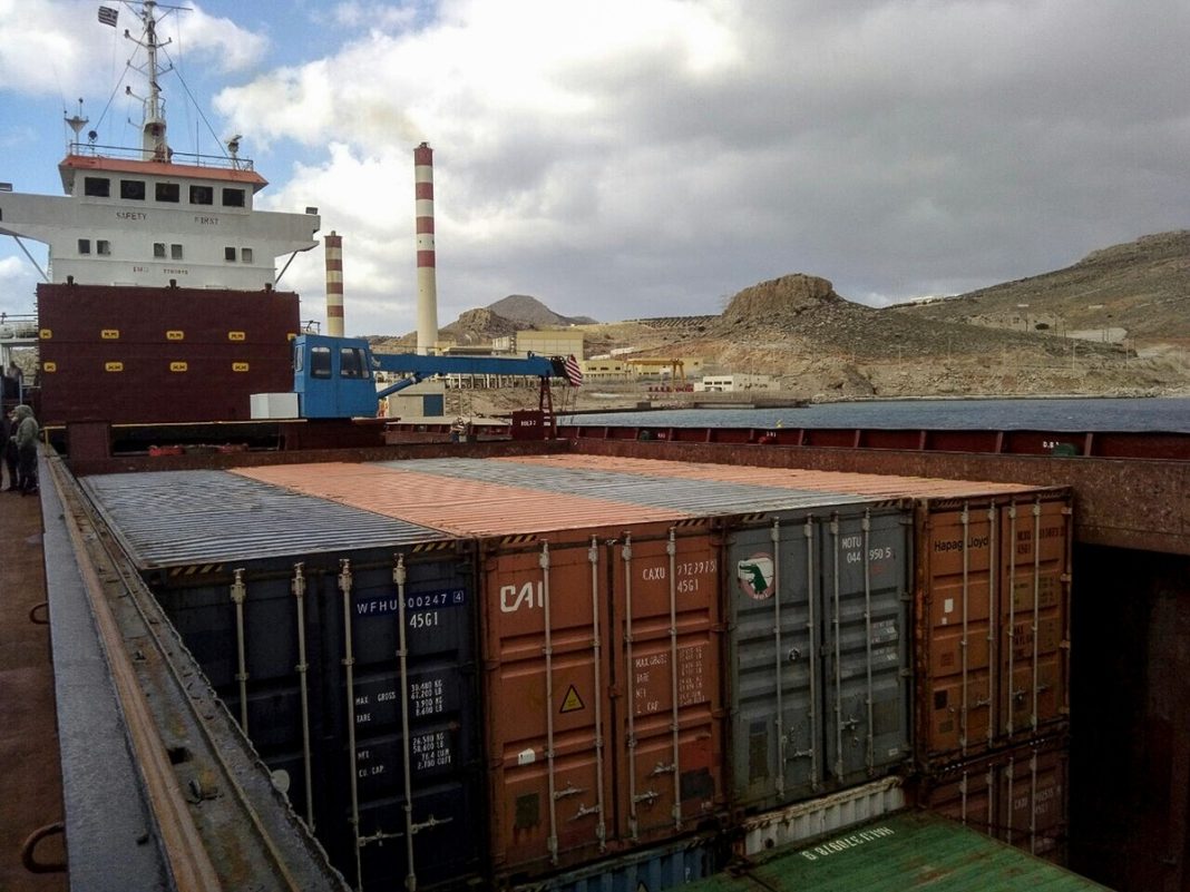 Åíôïðéóìüò êáé êáôÜó÷åóç êáôåñãáóìÝíçò êÜííáâçò (óïêïëÜôá) êáé äéóêßùí CAPTAGON áðü ôï Ëéìåíéêü Óþìá êáé ôçí ÅëëçíéêÞ ÁêôïöõëáêÞ åêôéìþìåíçò óõíïëéêÞò áîßáò Üíù ôùí åêáôü åêáôïììõñßùí (100.000.000) Åõñþ