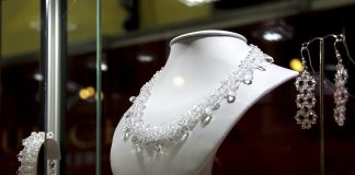 Ρόδος: Συνελήφθη Ρουμάνος για την άγρια ληστεία σε κοσμηματοπωλείο