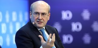 Παραμένει ανοικτό το «θέμα Χατζηδάκη»