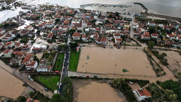 Κακοκαιρία: «Βούλιαξε» η Σκάλα Καλλονής της Λέσβου – Εικόνες καταστροφής – (ΦΩΤΟ)