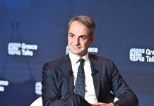 Το τερμάτισε ο Μητσοτάκης! «Με 150€ γυρίζεις τον πλανήτη, τι παράπονα έχετε;»