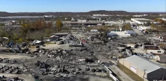 Σε 14 αυξήθηκαν οι νεκροί από τη συντριβή του αεροσκάφους cargo της UPS στις ΗΠΑ – Βίντεο από το σημείο της συντριβής