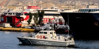 Εντοπίστηκε πτώμα 70χρονου στο λιμάνι του Πειραιά – Ανασύρθηκε από το Λιμενικό