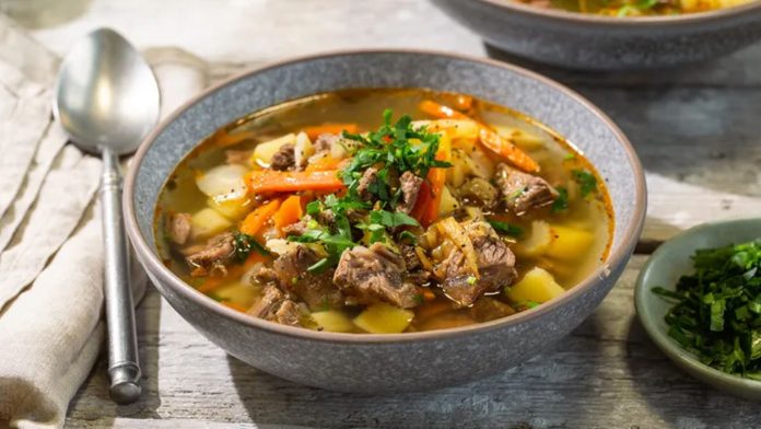 Μοσχαρόσουπα με λαχανικά, θερμαντική και δυναμωτική