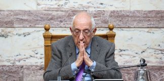 Κακλαμάνης για ΕΛΤΑ: «Παρέλασαν 30 βουλευτές έξαλλοι στο γραφείο μου»