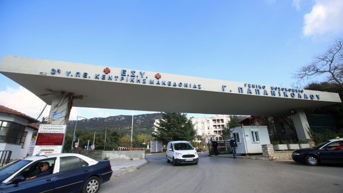 Εργατικό ατύχημα στη Θεσσαλονίκη: Υπάλληλος καθαριότητας έπεσε από απορριμματοφόρο – Διακομίστηκε στο νοσοκομείο