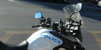 Βόλος: Μπήκε για… λουκουμάδες και βγήκε με σακούλα οικιακών σκευών