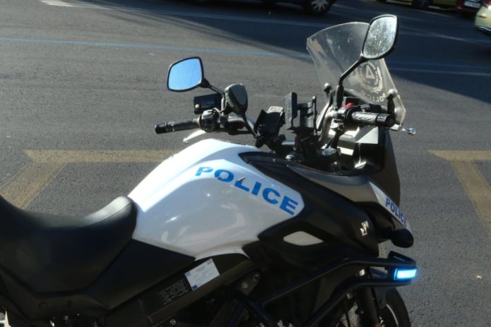 Σπείρα ανηλίκων «χτύπουσε» φούρνους και περίπτερα με γυναίκες υπαλλήλους – Λήστεψαν και 13χρονο παιδί