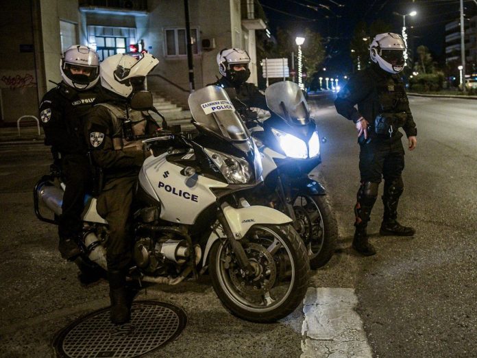 Προκλητικός & κυνικός ο δράστης της επίθεσης με μαχαίρι κατά του 14χρονου στο Χολαργό: «Τρεις του δώσαμε» (VIDEO)