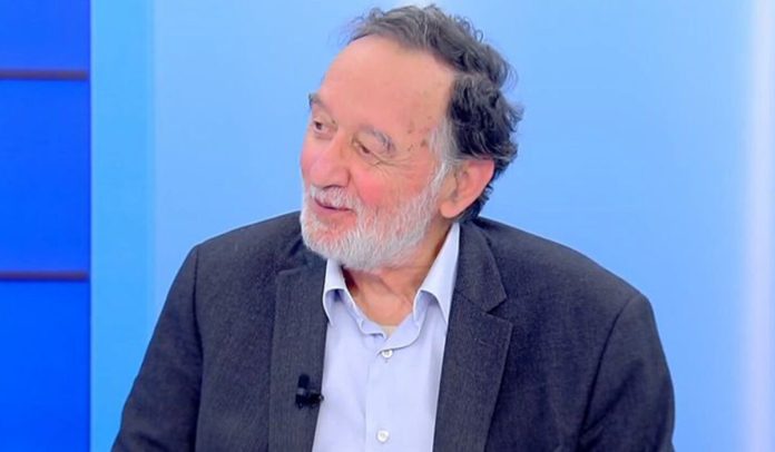 Λαφαζάνης: Ο Τσίπρας ζητούσε συνεταίρους στην απάτη και βρήκε τον Καμμένο – Δεν μπορεί να ενώσει τίποτα