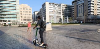 Κόντρα κυβέρνησης – Δούκα για τα πατίνια στην Αθήνα: Υπεκφυγές από το υπ. Ανάπτυξης, μετά την μνημειώδη άγνοια της Μιχαηλίδου