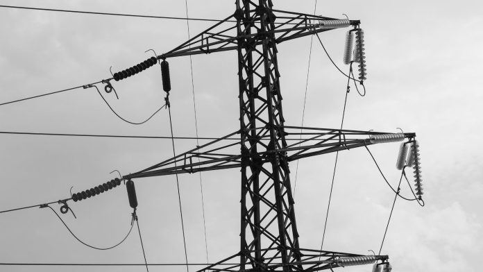 «Τσουνάμι» αυξήσεων σε ρεύμα, ζωοτροφές και κτηνιατρικά έξοδα – Το επόμενο “μέτωπο” στο εσωτερικό της ΝΔ