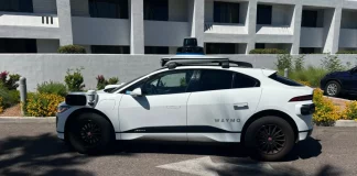 Ρομποτικά ταξί βγαίνουν στους αυτοκινητοδρόμους σε Σαν Φρανσίσκο, Φοίνιξ και Λος Άντζελες