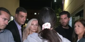 Κάνω έκκληση στις γυναίκες της άλλης οικογένειας, να ζήσουν τα παιδιά μας, λέει η σύζυγος του 29χρονου που παραδόθηκε για τη συμπλοκή στα Βορίζια