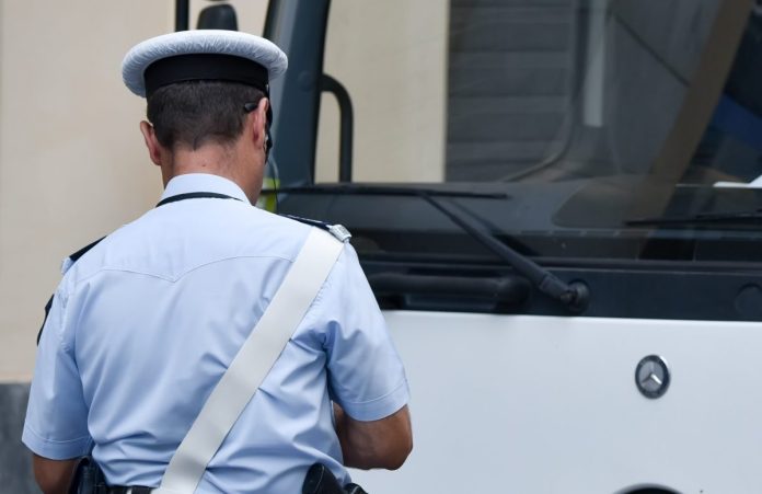 Αγραφιώτης: Σε δύο περιστατικά την ίδια ημέρα, πολίτες επιτέθηκαν και χτύπησαν αστυνομικούς!