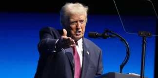 «Πυρά» Τραμπ κατά Μαμντάνι: Οι Δημοκρατικοί εγκατέστησαν έναν κομμουνιστή για δήμαρχο της Νέας Υόρκης