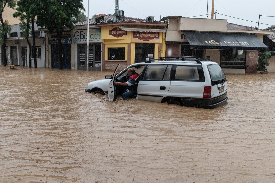 volos4_βροχη_vrohi_keros_kakokeria_5-9-2023-3