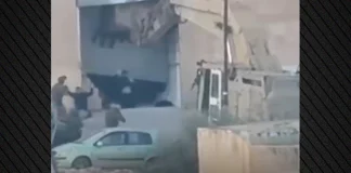 Δυτική Όχθη: Ισραηλινοί στρατιώτες πυροβόλησαν και σκότωσαν δύο Παλαιστίνιους που βγήκαν από κτίριο με τα χέρια ψηλά – (VIDEO)