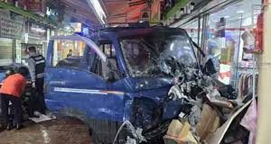 Φορτηγάκι έπεσε σε αγορά στη Νότια Κορέα – 20 τραυματίες, οι δύο δεν έχουν τις αισθήσεις τους