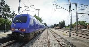 Ακινητοποιήθηκε δύο φορές λόγω βλάβης τρένο που εκτελούσε το «Θεσσαλονίκη – Αθήνα» – Πάνω από δύο ώρες καθυστέρηση