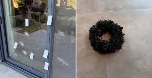 Μέσα στο σπίτι ήταν η οικογένεια του επιχειρηματία όταν το γάζωσαν με 14 σφαίρες – Η βαλλιστική θα δώσει τις πρώτες απαντήσεις