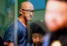 «Πίστευα ότι όσα συνέβαιναν δεν ήταν πραγματικά» – Τι λέει ο πιλότος που έφαγε παραισθησιογόνα μανιτάρια και προσπάθησε να ρίξει αεροπλάνο