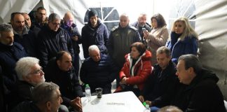 Αγρότες: Προς νέα κλιμάκωση μετά τη συνάντηση με Χατζηδάκη-Τσιάρα – Στήριξη από όλη τη χώρα