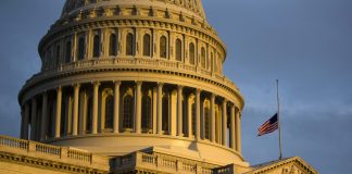 ΗΠΑ: Υπό κράτηση 30χρονος που φέρεται να είχε τοποθετήσει βόμβες την παραμονή της επίθεσης στο Καπιτώλιο το 2021