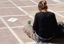 Φτώχεια-ποιότητα δημοκρατίας: Το πολιτικό πρόβλημα